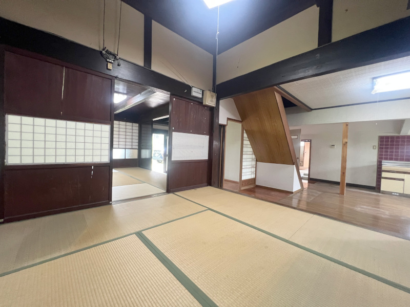 House with storehouses in Hyogo