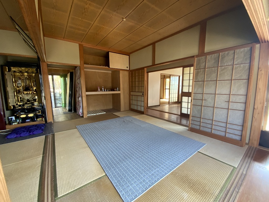 1990s wood house in Yamaguchi
