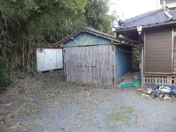 Wood house on a large plot in Kawanabe, Minamikyushu
