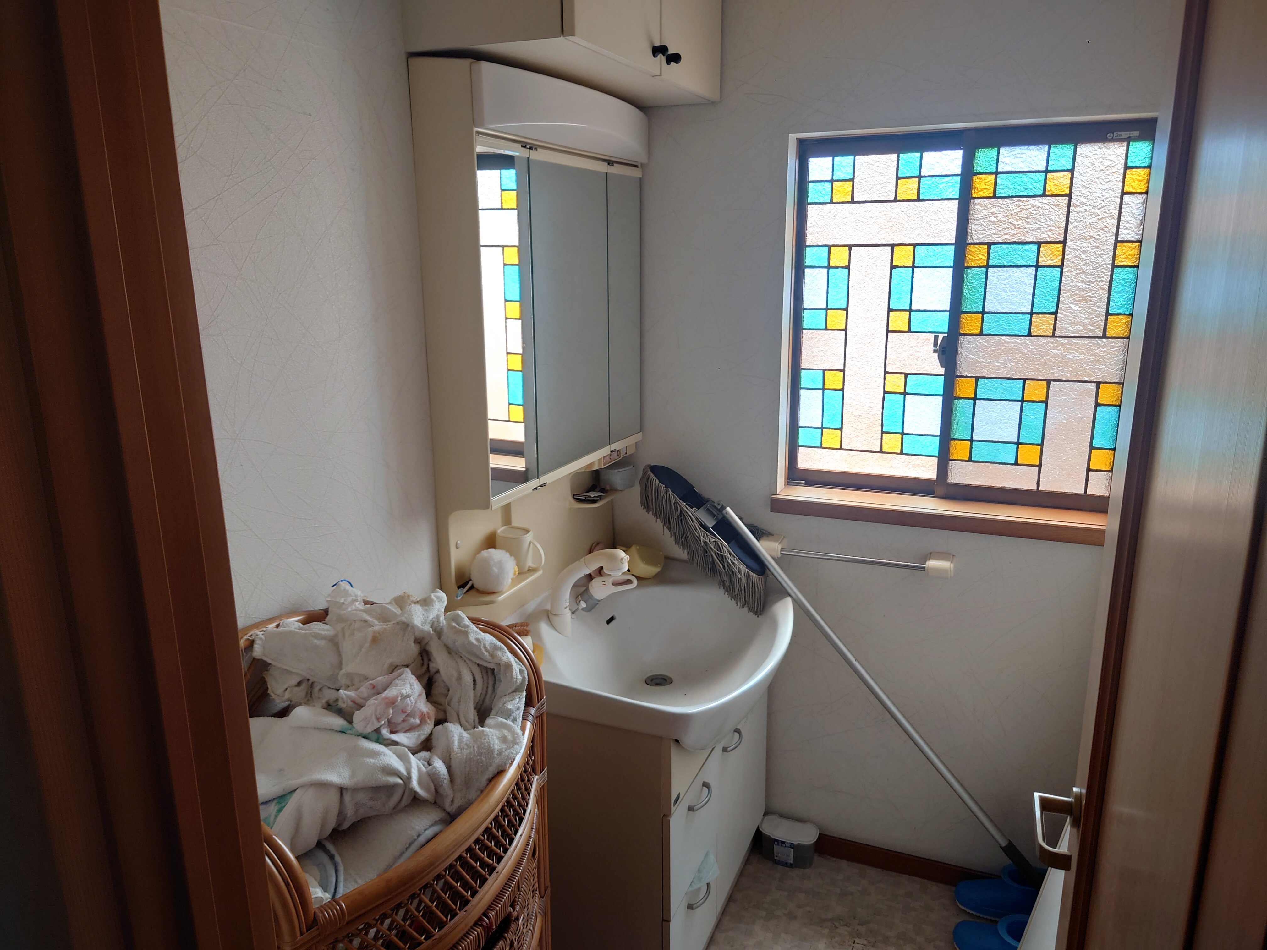 1990s wood house, 19-min walk to station, Okayama