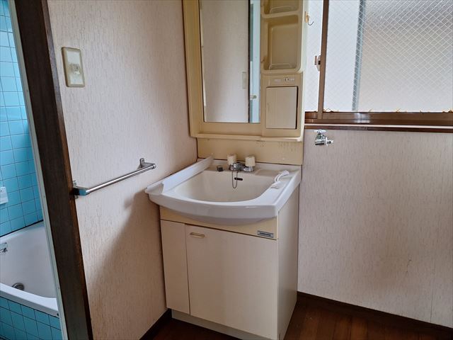 1990s wood house, 3-min walk to station, Yamaguchi
