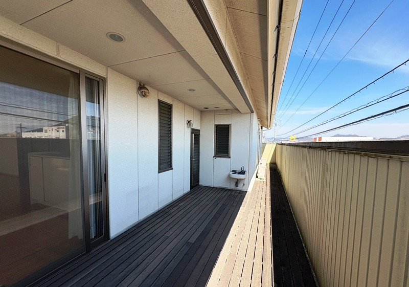 Steel-frame house in Kagawa