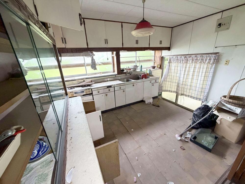 1950s wood house near the coast in Kanoya, Kagoshima