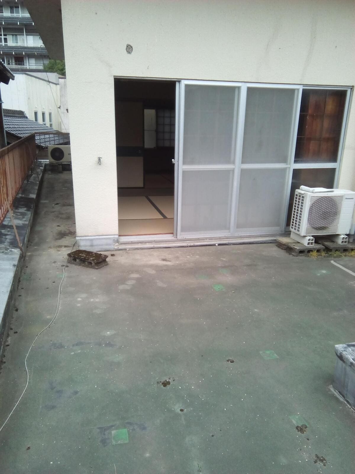 1970s concrete house in Hyogo