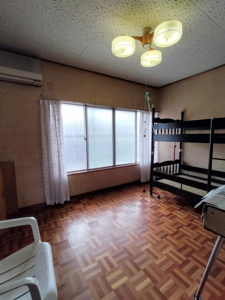 1970s wood house, 3-min walk to station, Tochigi