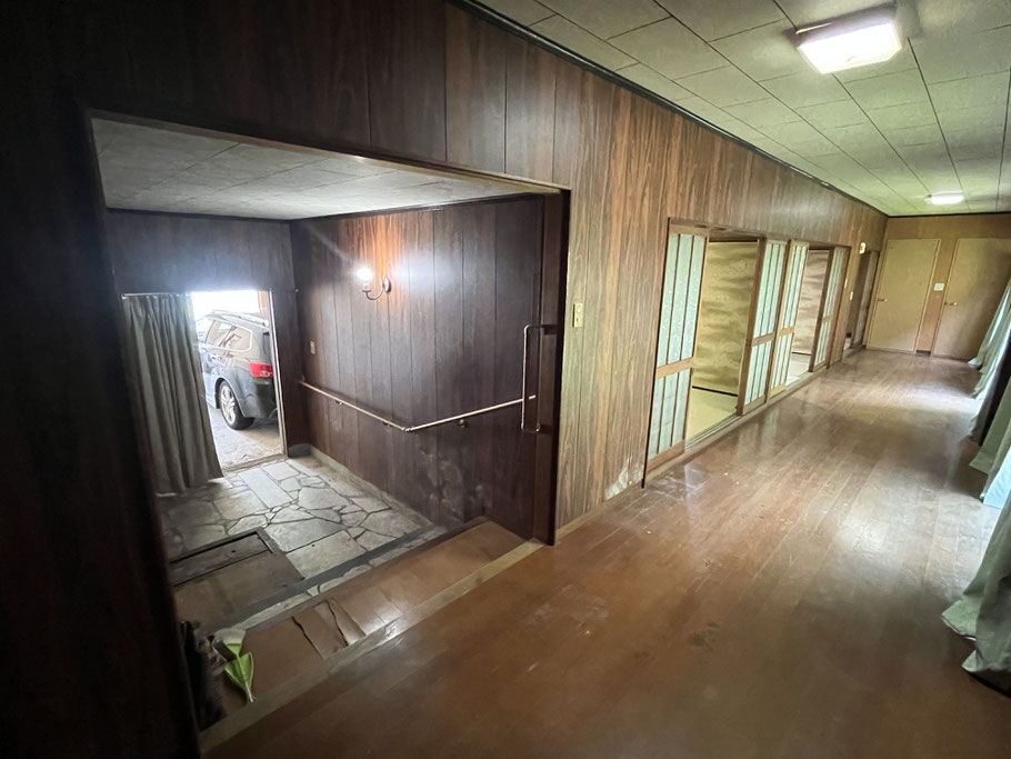 1960s steel-frame house in Gifu