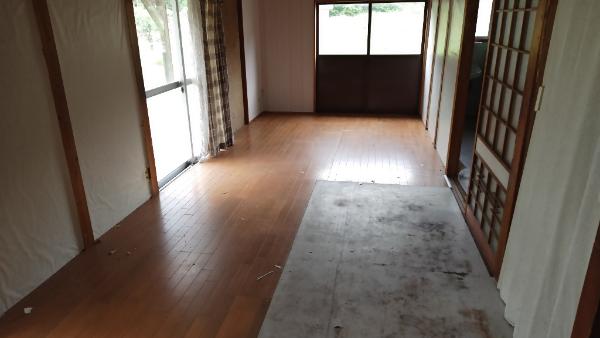Wood house on a large plot in Hyogo
