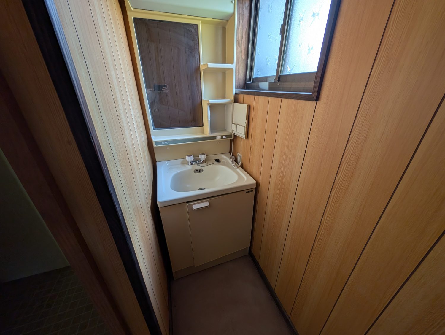 Wood house, 6-min walk to station, Hyogo