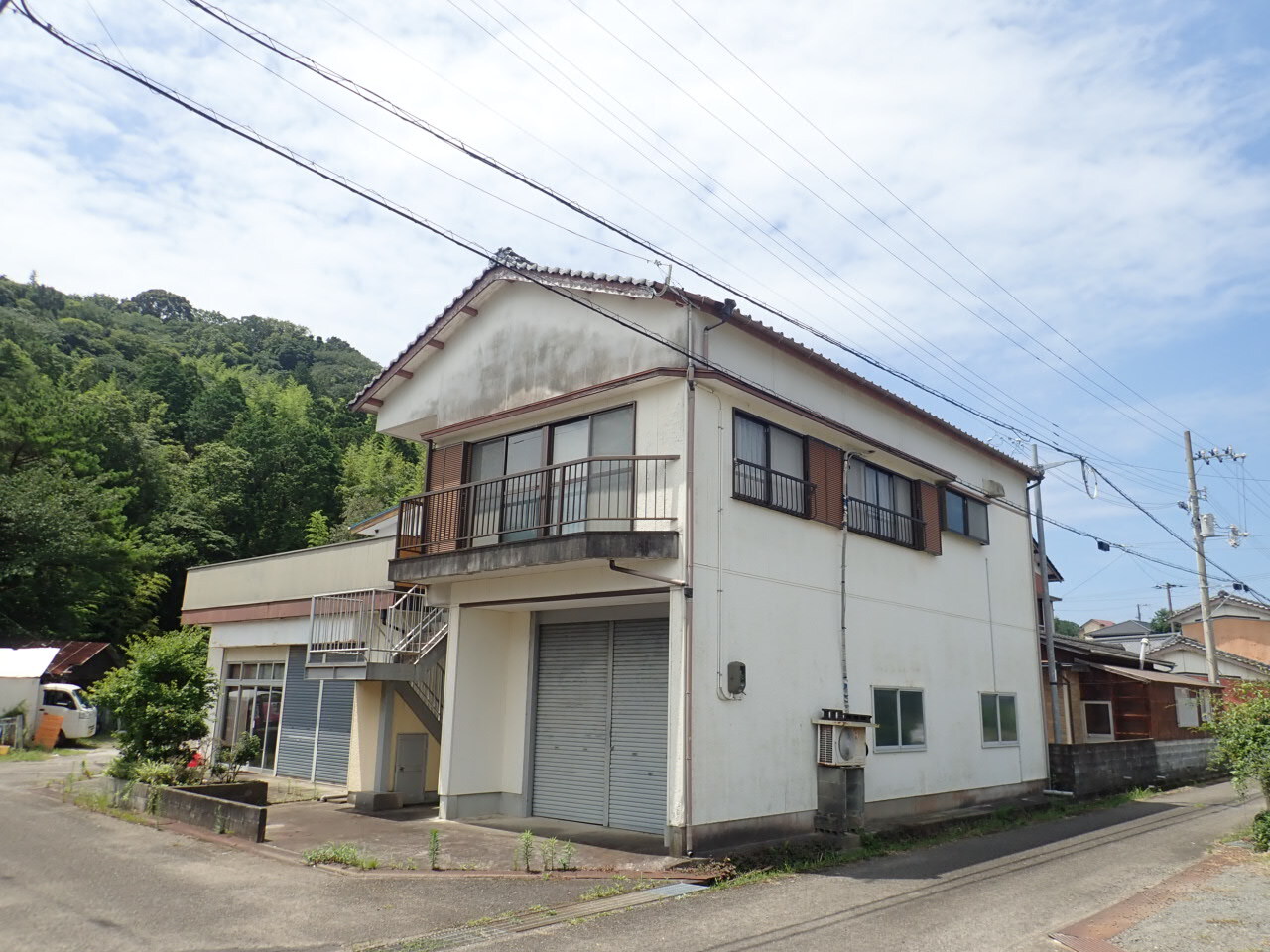 1970s wood house in Kochi