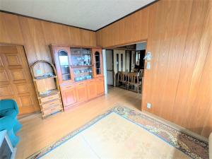 1970s wood house, 17-min walk to station, Shimane
