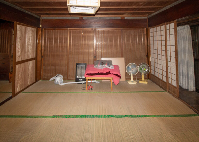 Wood house in Matsusaka Kahada