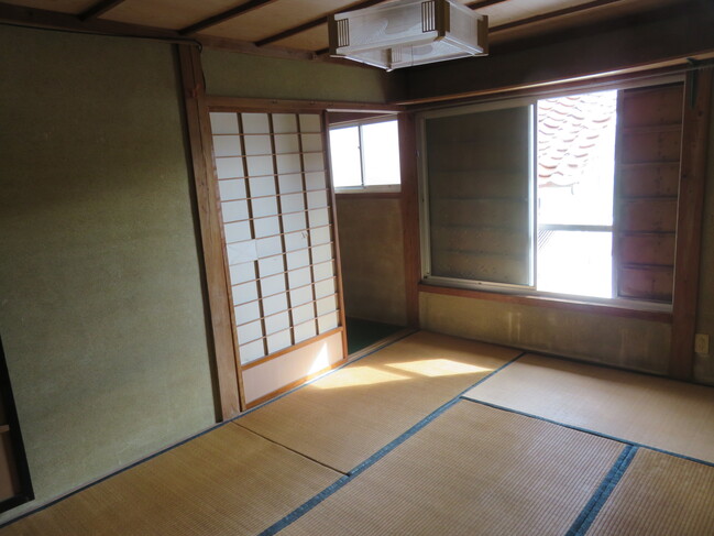 1960s wood house in Shimane