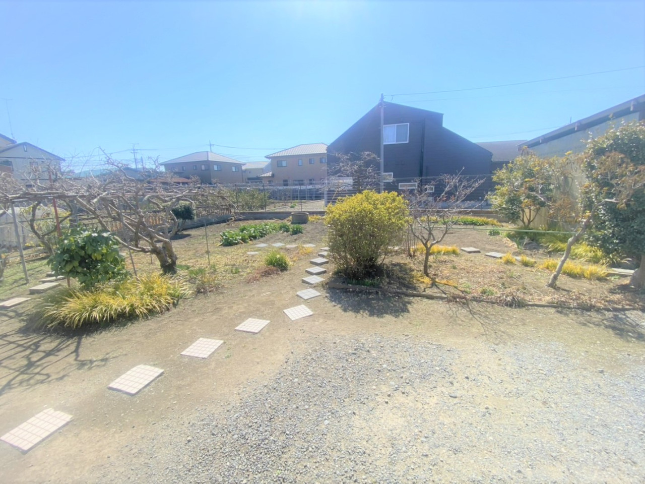 1990s steel-frame house, 12-min walk to station, Tochigi