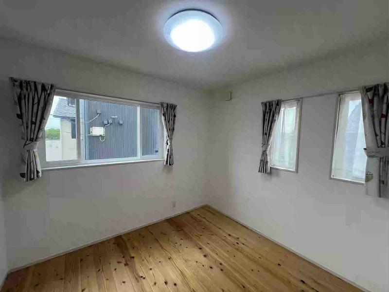 2010s wood house, 6-min walk to station, Tottori