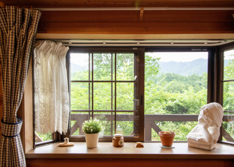 2000s wood house in Matsusaka Kahada