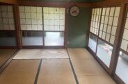 1970s wood house with storehouses in Tokushima