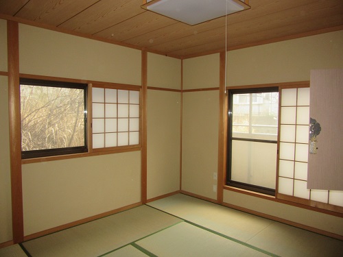 1990s wood house in Hyogo