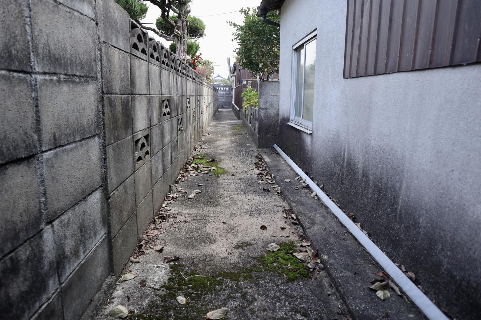 1970s house, 6-min walk to station, Fukuoka