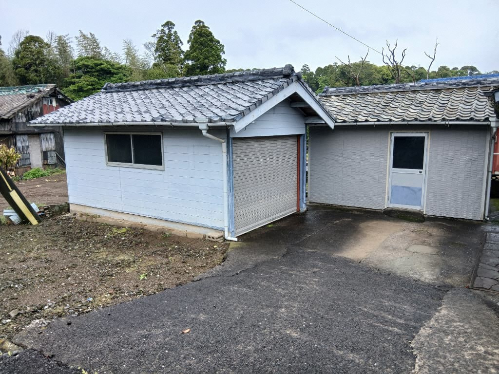 1970s wood house in Nagasaki