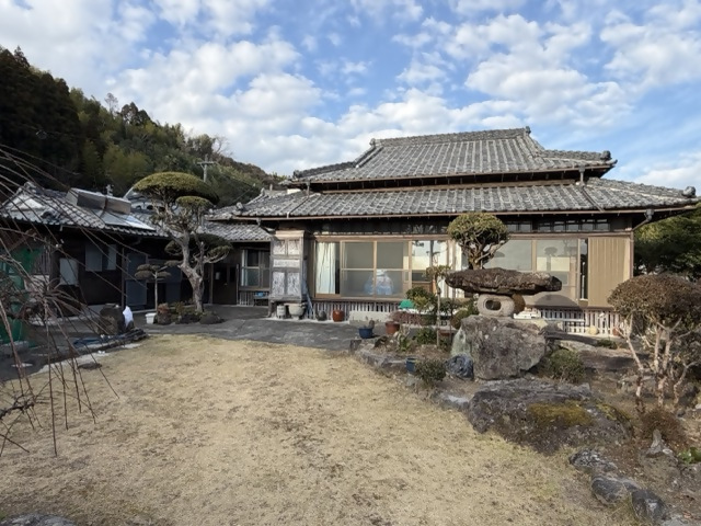 Wood house in Kawanabe, Minamikyushu, farmland, approval needed