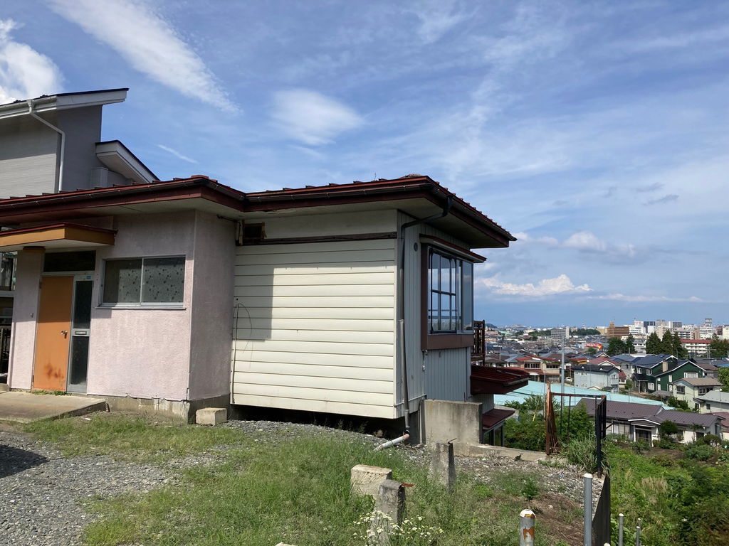 1970s wood house in Aomori