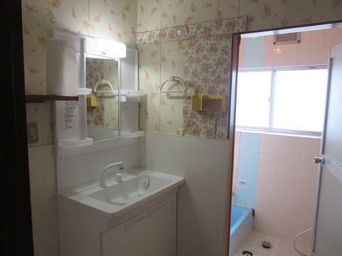 1970s wood house in Hyogo
