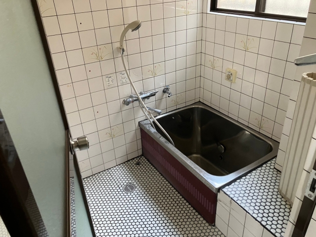 1980s concrete house in Hyogo