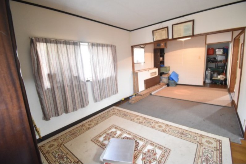 1990s wood house in Hamada, Kanoya, farmland, approval needed