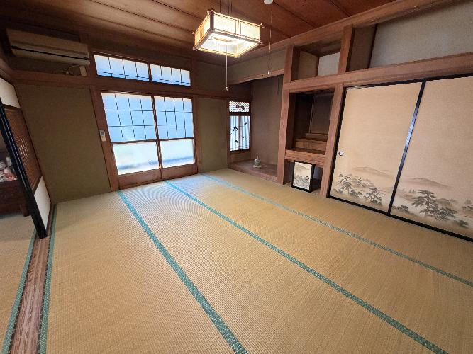 1970s wood house in Tokamachi, Niigata