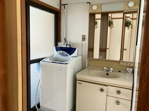 1960s wood house, 19-min walk to station, Yamagata
