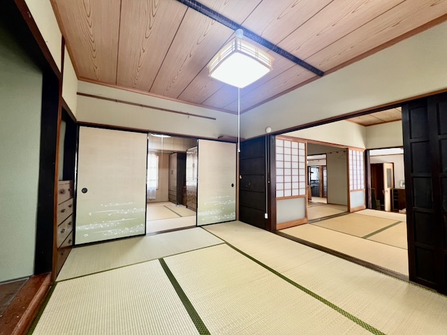 Wood house in Tottori