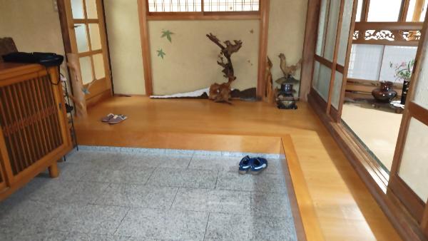 Wood house in Hyogo