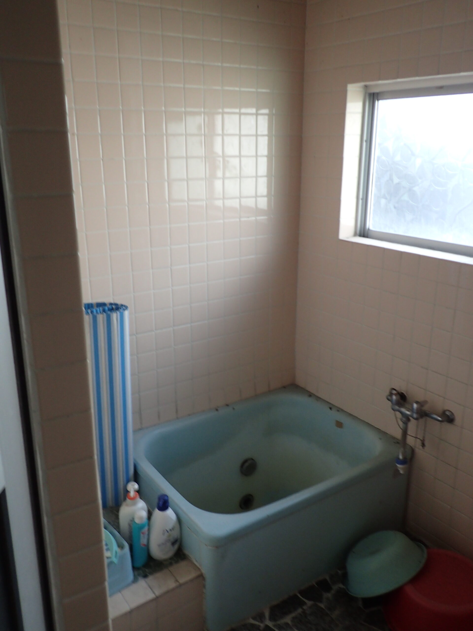 1950s wood house on a large plot in Okayama