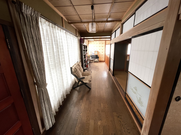 1980s wood house on a large plot in Tottori