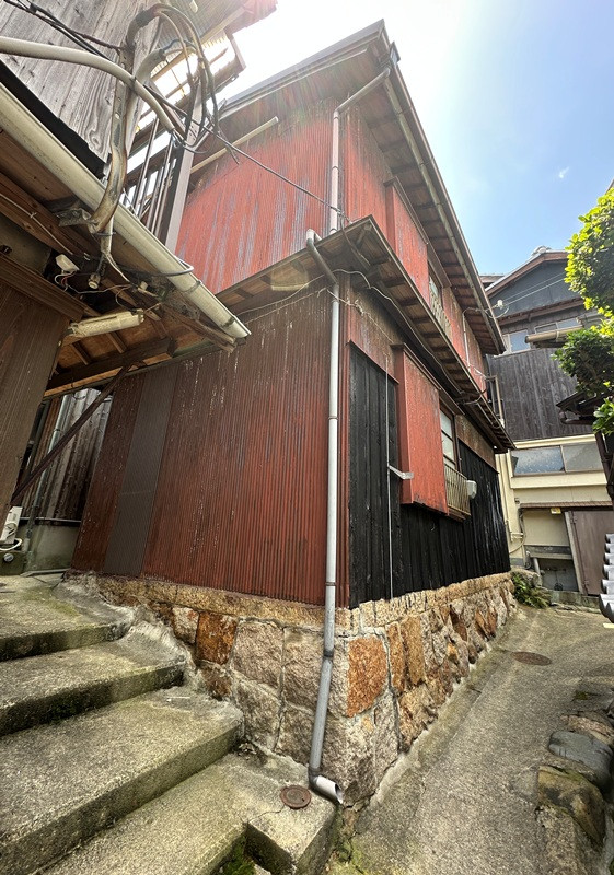 Wood house in Hyogo