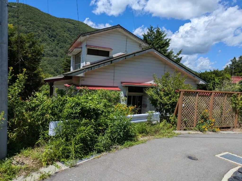 Akiya Information R08-2