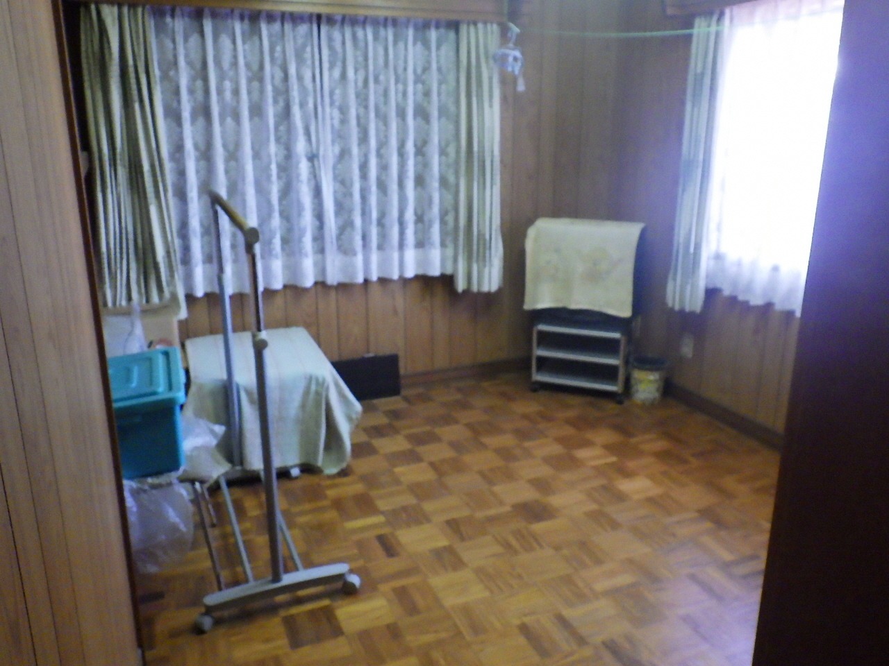 1980s wood house in Kochi