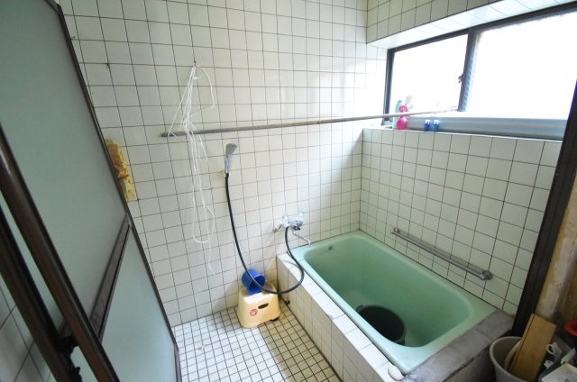 1990s wood house in Hamada, Kanoya, farmland, approval needed