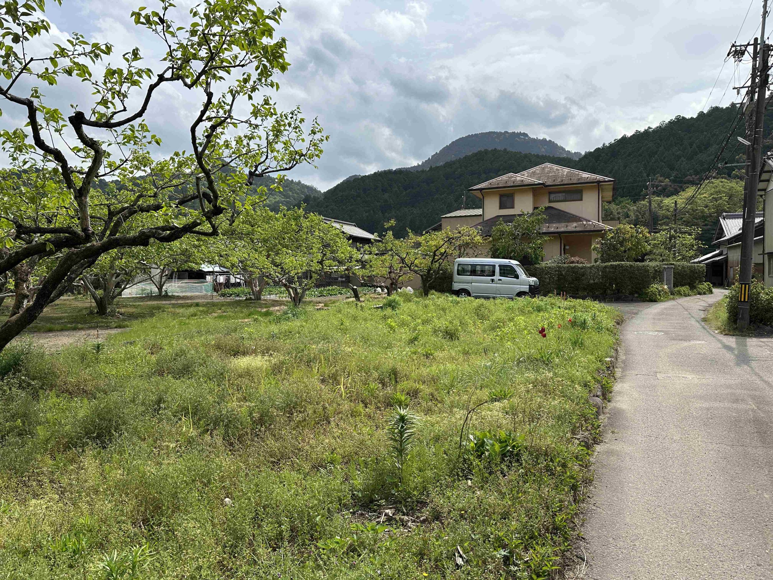 1990s wood house, 18-min walk to station, Gifu