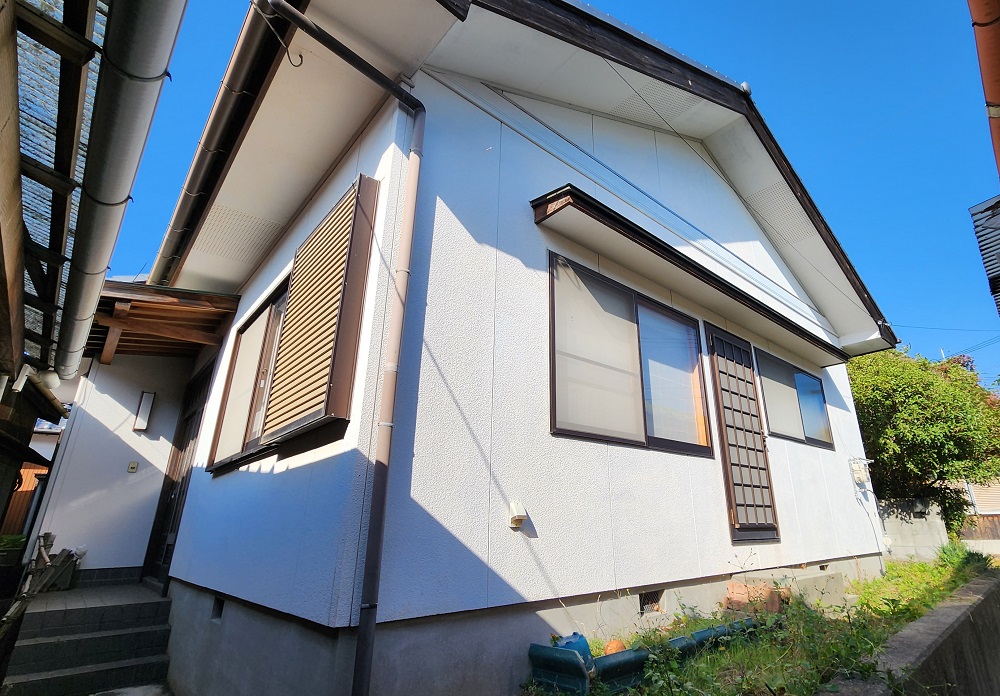 1990s wood house in Kagawa