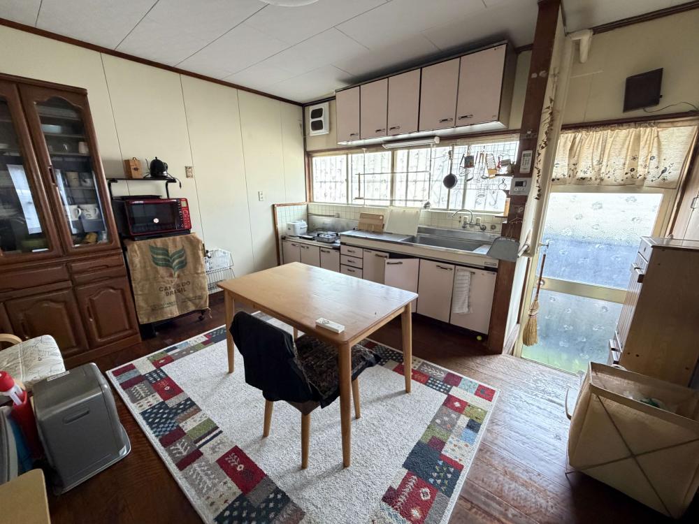 1970s wood house in Kanoya, Kagoshima