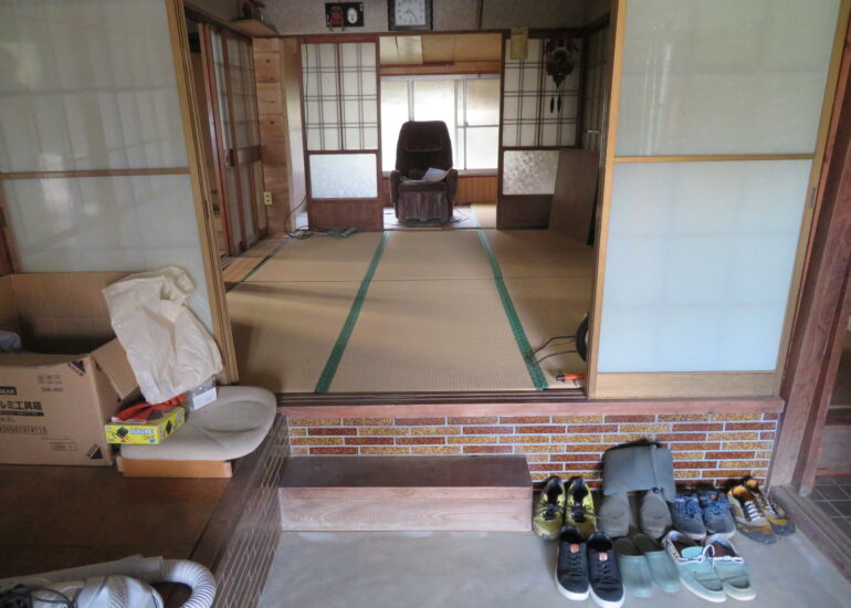 Wood house in Matsusaka Kahada