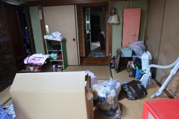 1980s house with outbuildings in Minamisatsuma, Kagoshima