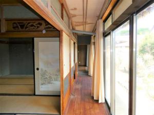 1960s wood house, 8-min walk to station, Shimane