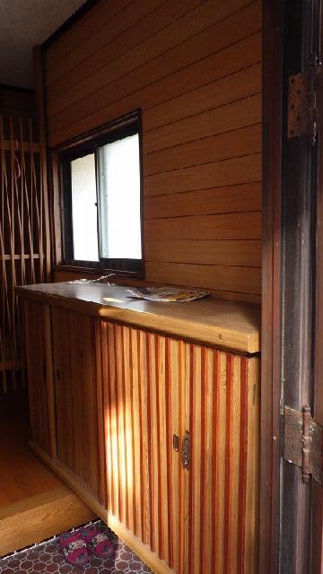 1970s wood house, 19-min walk to station, Nagasaki