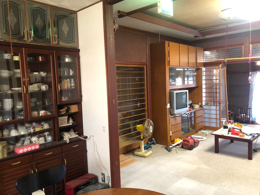 1980s wood house with outbuildings in Miyama, Nantan