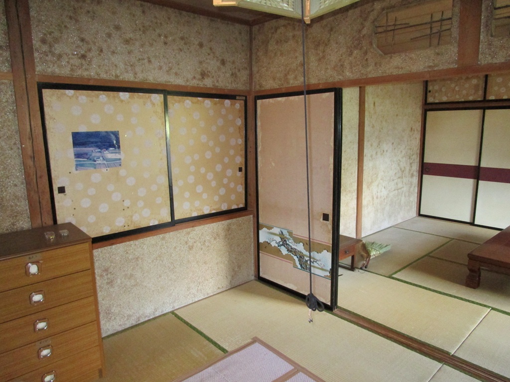 1960s wood house with outbuildings in Iwate