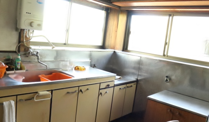 1970s wood house, 5-min walk to station, Tochigi
