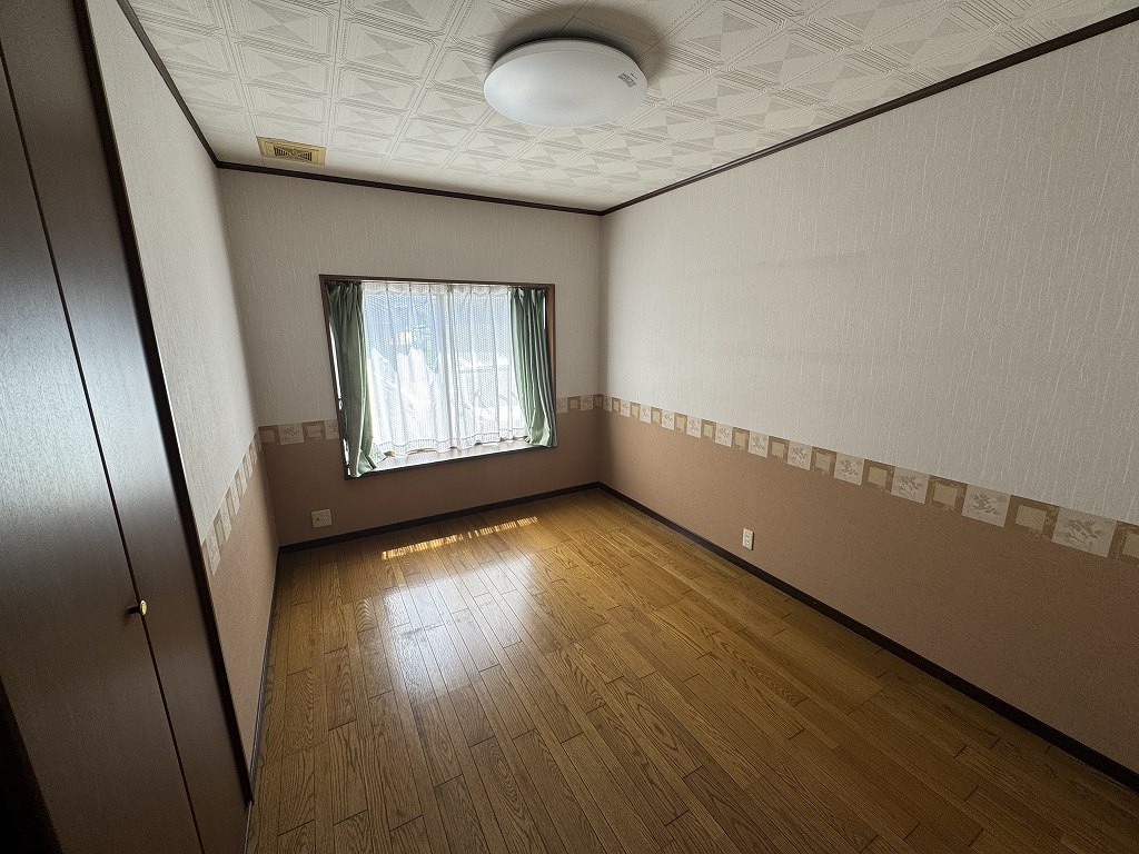 1990s wood house in Nagano
