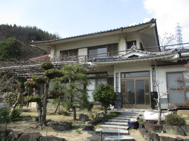 1970s concrete house in Okayama